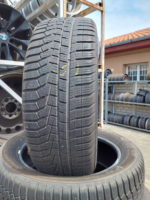 Hankook W320 205/55 R 17 91 H | téli   DOT4220 5.6 mm