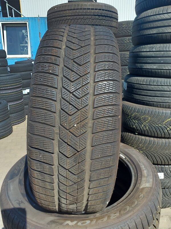 Pirelli Scorpion Winter 255/55 R 20 110 V | téli   DOT1321 5.7 mm