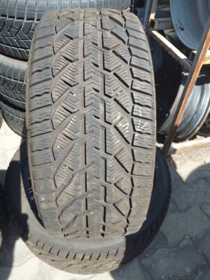 Strial Winter 245/40 R 18 97 V | téli   DOT2223 7.5 mm