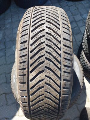 Orium Allesason suv 235/65 R 17 108 H | négyévszakos   DOT1822 7.8 mm