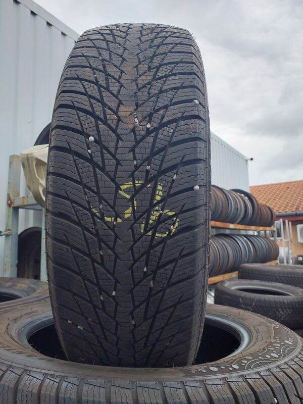 Greentrac Winter master D1 185/65 R 15 88 H | téli   DOT2423 6.5 mm