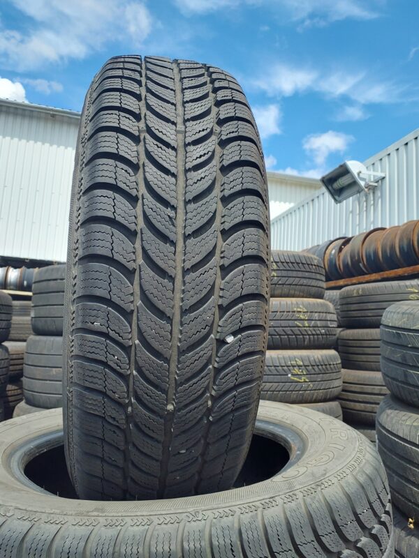 Debica Frigo 2 185/65 R 15 88 T | téli   DOT2618 6.4 mm