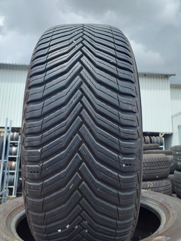 Michelin Crossclimate 2 235/55 R 18 104 V | négyévszakos   DOT4122 6.3 mm