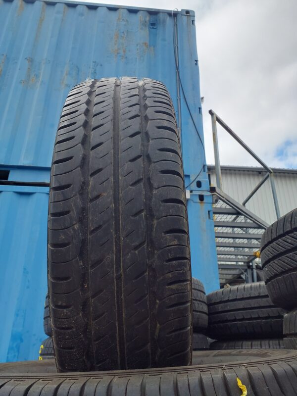 Laufenn LV01 X FIT Van 225/75 R 16 C 121/120 R | nyári   DOT5122 5.5 mm