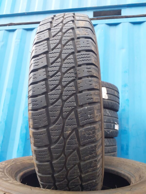 Taurus Winter LT 201 195/75 R 16 C 107/105 R | téli   DOT3222 6.2 mm