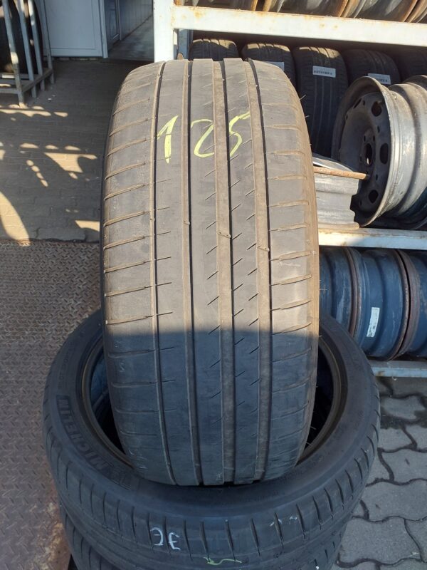 Michelin Pilot Sport 4 225/45 R 19 96 W | nyári   DOT4221 4 mm