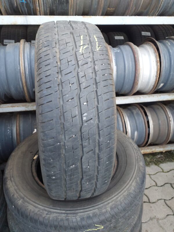 Cooper Evolution van 215/70 R 15 C 1092107 S | nyári   DOT0121 7.9 mm