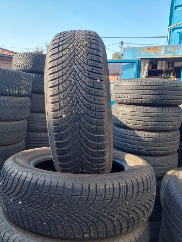 Sava All Weather 185/65 R 15 88 H | négyévszakos   DOT4922 5.5 mm