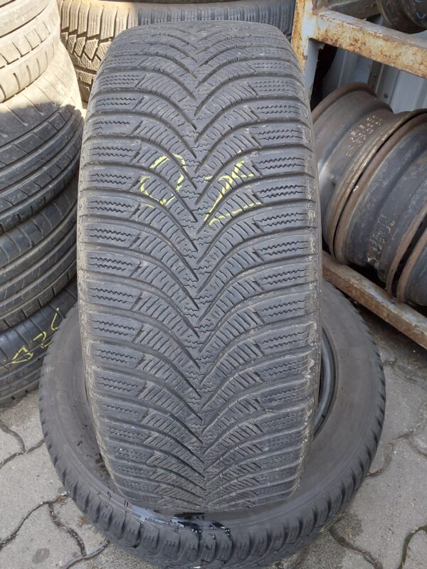 Hankook W452 205/55 R 16 94 V | téli   DOT4419 4.7 mm