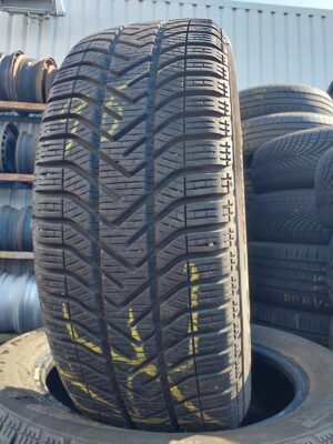 Pirelli SnowControl 3 W210 205/55 R 16 91 H | téli   DOT3020 6.3 mm