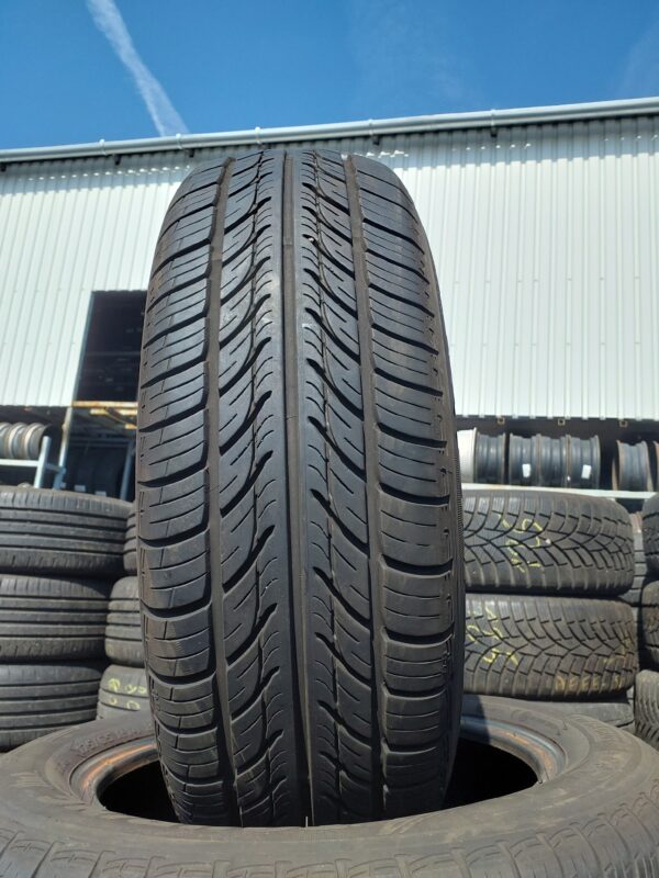 Taurus Touring 175/65 R 14 82 H | nyári   DOT0323 5.5 mm