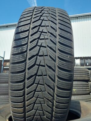 Hankook W330A 265/65 R 17 116 H | téli   DOT3322 5.5 mm