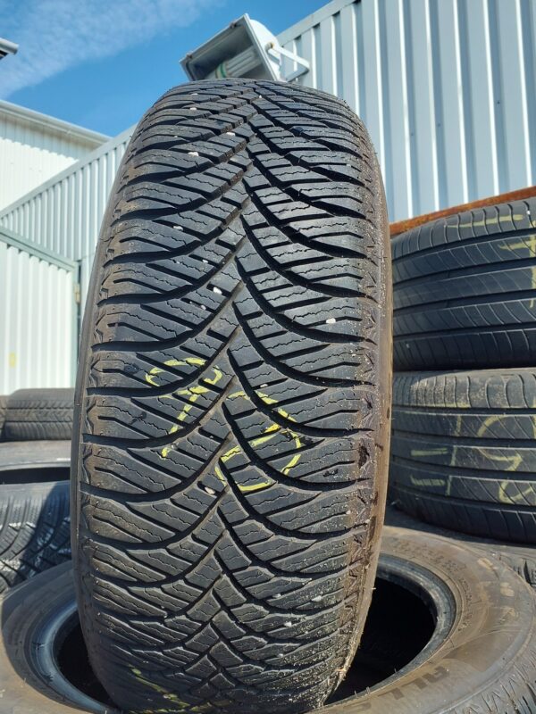 Westlake All season elite Z401 185/60 R 15 88 H | négyévszakos   DOT1824 6.5 mm