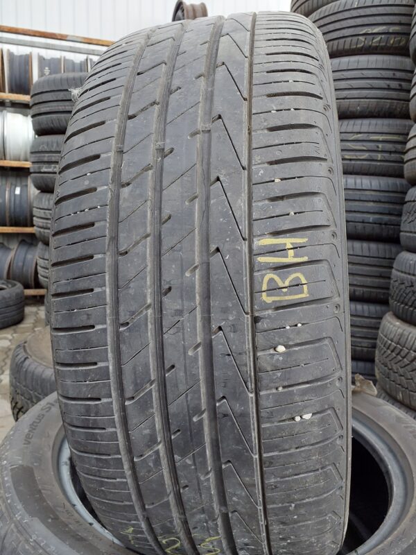 Hankook K117A 235/50 R 19 99 V | nyári   DOT1223 5.1 mm