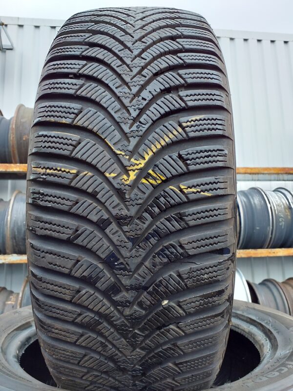 Hankook W452 205/55 R 16 91 T | téli   DOT2220 5.7 mm
