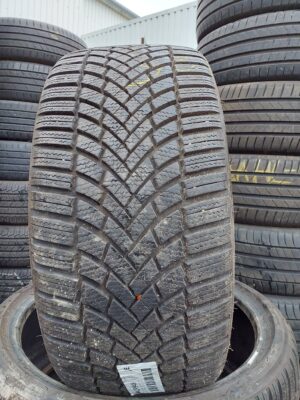 Bridgestone LM005 235/35 R 19 91 W | téli   DOT3722 7.4 mm