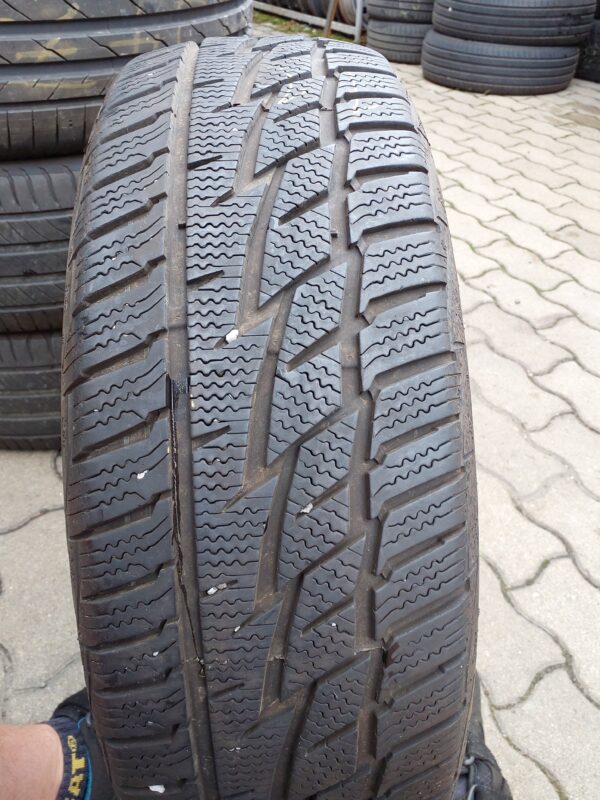 Matador MP92 Sibir Snow 205/60 R 16 92 H | téli   DOT2620 6.7 mm