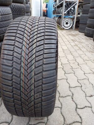 Bridgestone A005 245/45 R 18 97 Y | négyévszakos   DOT0519