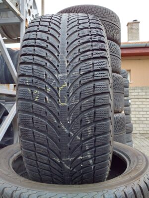 Michelin Latitude Alpin LA2 255/45 R 20 101 V | téli   DOT3522 5.5 mm