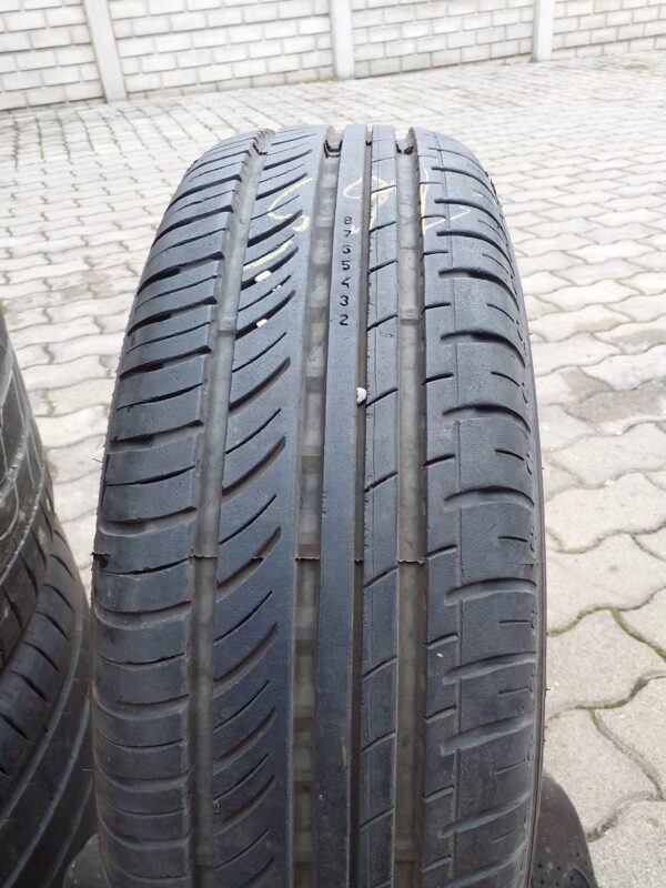 Nokian Cline 205/65 R 16 C 107/105 T | nyári   DOT0521 8.3 mm